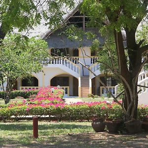 Angel'S Bay Beach Resort